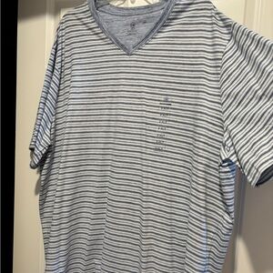 Harbor Bay V-Neck Shirt